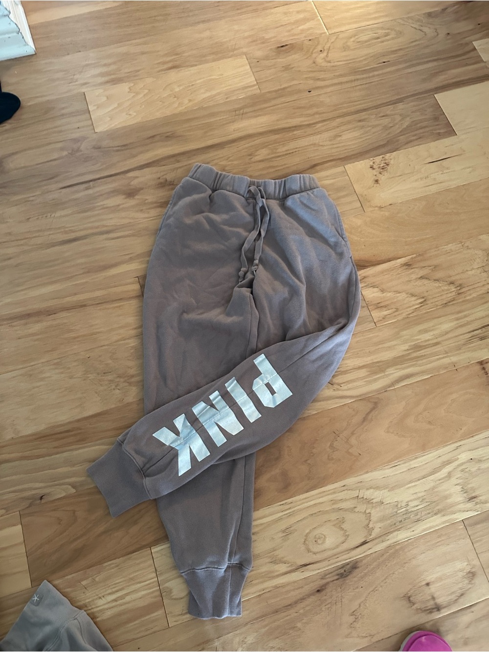 PINK Victoria's Secret Taupe Joggers with White Logo pockets high waist small